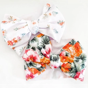 Floral print baby headbands with large bows made of textured waffle fabric set
