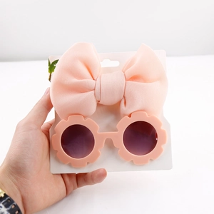 Set occhiali da sole a fiore rosa e fascia con fiocco per neonata e bambina