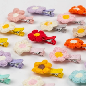 Kids Handmade Knitted Flower Hair Clips Cute Crochet Floral Alligator Clips Sweet Hairpins Toddler Girls Hair Accessories