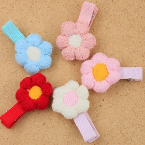 Set of 5 handmade knitted flower hair clips for girls in various soft pastel colors