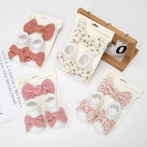 Baby-Stirnband und Söckchen-Set in verschiedenen Farben für Kleinkinder von 0-2 Jahren