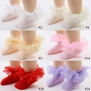 Chaussettes fille en coton avec dentelle et volants en tulle de diverses couleurs