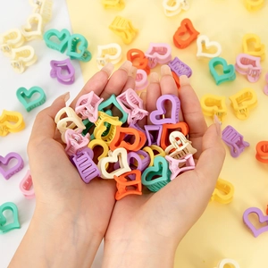 Mini Pinces à Cheveux Coeur Creux Mignonnes Mat Macaron Couleur Bonbon Petits Clips Latéraux Pour Enfants Filles Accessoires