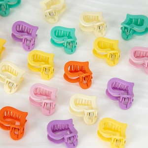 Barrettes à cheveux coeur aux couleurs macaron, finition mate pour bébés et filles