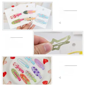 Détails de barrettes à cheveux couleurs macaron avec motifs cerise, cœur et carreaux