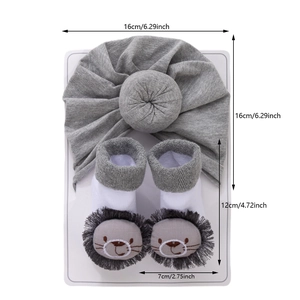 Gray knitted baby turban hat and lion doll anti-slip socks set with size measurements