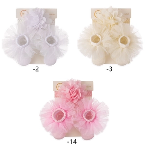 Baby chiffon headband and non-slip socks gift set in three colors for 0-2 years