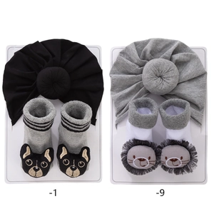 Baby cotton turban hat and anti-slip socks set with cute animal doll decorations