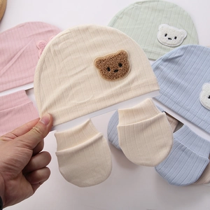 Newborn baby organic cotton bear hat and mittens set in ribbed knit soft colors