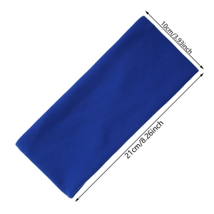 Elastic navy blue knitted headband for washing face with dimensions of 10cm by 21cm