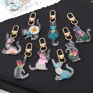 Cat Shape Resin Dried Flower Keychain Cute Kitten Pendant Gold Metal Lobster Clasp Women Bag Charm Fashion Jewelry Gift
