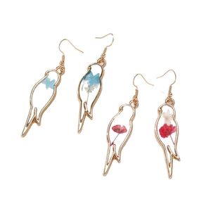 Bohemian bird resin earrings with real dried flowers in gold metal frames
