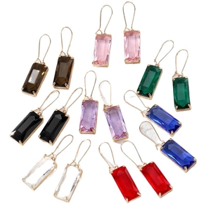 Boucles d'oreilles pendantes géométriques en cristal avec huit options de verre coloré