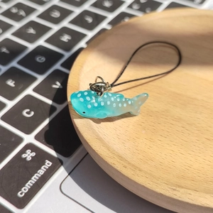 Cute Polka Dot Whale Resin Keychain Ocean Animal Phone Chain Bag Pendant Mini Blue Whale Shark Hanging Ornament Gift