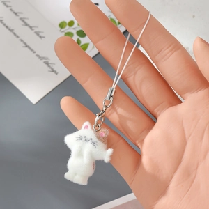 Süßer weißer Katzenanhänger aus Harz mit Metallverschluss für Taschen und Handys