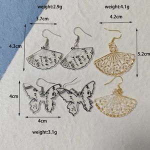 Acrylic fan and butterfly earrings with calligraphy details and size measurements
