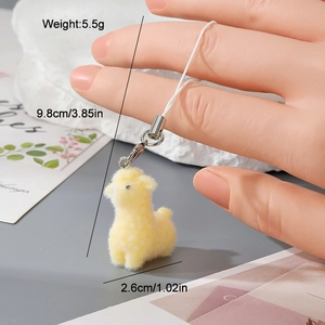Detailed size view of yellow alpaca keychain showing weight 5.5g and 9.8cm length
