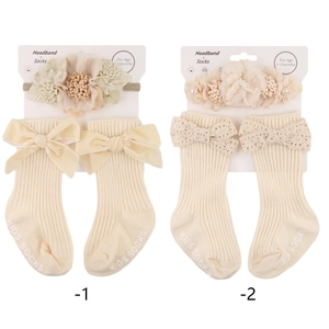 Infant headband and socks set with handmade flowers and bows for 0-12 months babies