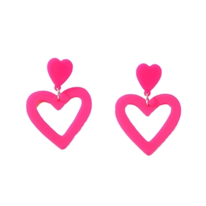 Σκουλαρίκια Barbie pink ακρυλικά με κοίλη καρδιά και σχέδιο διπλής σταγόνας