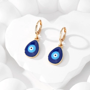 Boucles d'oreilles Œil de Turquie en émail bleu sur support en pierre blanche en cœur