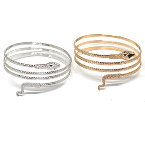 Bracelet Spirale en Alliage Vintage Forme de Serpent Style Punk Multicouche Brassard Avec Texture d'écailles Bijoux Homme Femme