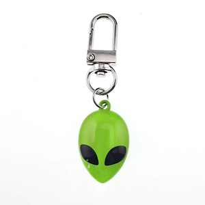 Portachiavi alieno UFO verde creativo con chiusura a moschettone in metallo argentato lucido