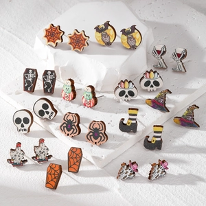 Halloween Wood Stud Earrings For Women Men Ghost Pumpkin Skull Spider Bat Pattern Printed Wooden Festive Party Jewelry