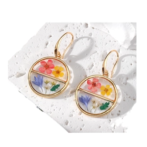 Handmade gold geometric round earrings with real dried flowers in transparent resin