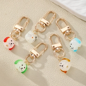 Süßer Cartoon Tier Hund Katze Schlüsselanhänger Glasiertes Glas Welpen Anhänger Gold Legierung Hummerverschluss Tasche Charm Schlüsselring