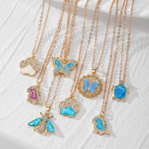 Animal Pendant Necklace Artificial Opal Rhinestone Dinosaur Butterfly Copper Stainless Steel Jewelry For Women Daily Fashion