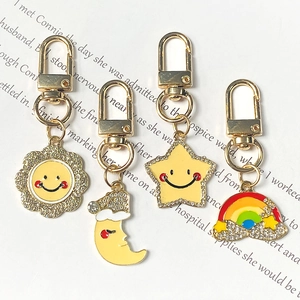 Cute Cartoon Alloy Rhinestone Star Moon Sun Rainbow Keychain Bag Pendant For Women Girls Gold Smiling Face Enamel Charm Gift