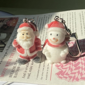 Cute Flocked Resin Keychain Pendant Cartoon Santa Snowman Pumpkin Rabbit Figure For Bag Christmas Halloween Accessory