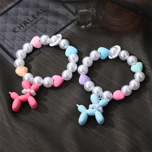 Porte-clés Perlé Chien Ballon en Résine Bracelet Charme Cœur Fausse Künstliche Perle pour Décoration de Sac Femme Accessoires Cadeau