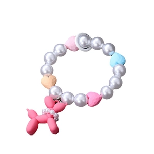 Bracelet en perles mignon avec perles de cœur colorées et pendentif chien ballon rose