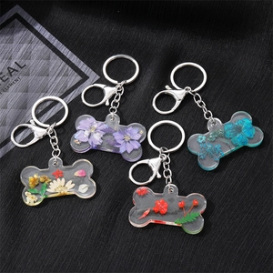 Porte-clés en Résine Acrylique Transparente Forme d'Os Avec Fleurs Séchées Réelles Incrustées Pendentif de Sac Cadeau