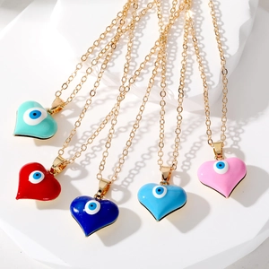 Collana con Pendente Malocchio a Cuore Macaron in Olio a Goccia Rame Placcato Oro Catena in Acciaio Inox Gioielli Donna