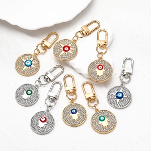 Vintage Alloy Rhinestone Evil Eye Hamsa Hand Keychain Fatima Hand Key Ring Bag Charm Jewelry For Women Men Lucky Gift