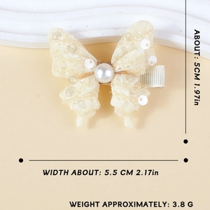 Barrette à cheveux élégante en dentelle crème avec perle et sequins en forme de papillon