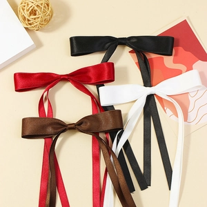 Barrettes à cheveux élégantes avec nœuds en satin noir, bordeaux, blanc et marron