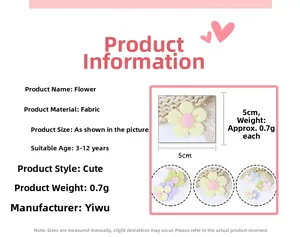 Detail showing 5cm 3D fabric flower accessory weighing 0.7g for DIY crafts and hair decor