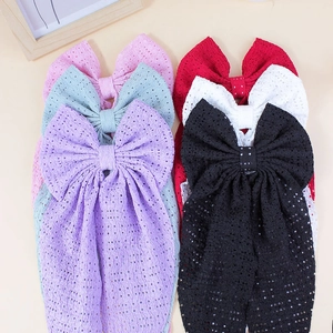 Lot de six barrettes à nœuds en maille colorée avec de longs rubans en plusieurs coloris
