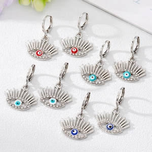 Boucles d'oreilles bohèmes œil maléfique en argent avec strass brillants et émail coloré