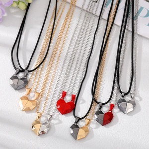 Magnetic Heart Matching Necklaces Alloy Geometric Cutting Pendant Romantic Jewelry For Couples Valentine Day Dating Gift
