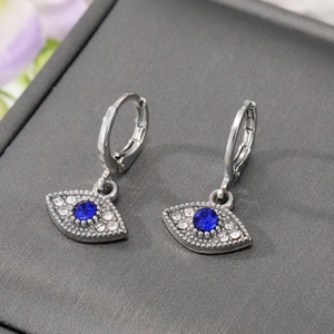 Polierte Silber-Legierung Evil Eye Huggie-Ohrringe mit blauem Zirkon und Kristallen