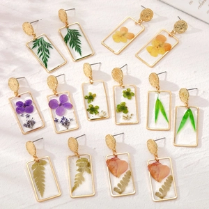 Handmade Dried Flower Resin Alloy Rectangle Dangle Earrings Botanical Real Floral Specimen Drop Earrings For Women Jewelry
