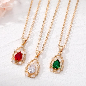 Collier Pendentif Goutte d'Eau en Cristal Ajouré Alliage Vintage Élégante Chaîne de Clavicule Strass Plaqué Or Bijoux Pour Femme Fête