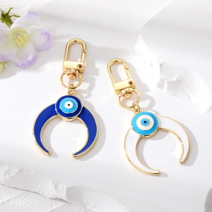 Porte-clés Lune Œil Protecteur en Alliage Émaillé Vintage Pendentif Croissant Style Ethnique Bijou de Sac Anneau pour Femme Cadeau