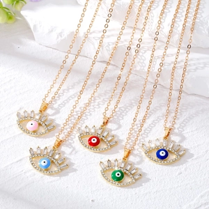 Collier Pendentif Mauvais Œil Vintage Ethnique pour Femmes Plaqué Or Émail Strass Œil avec Cils Chaîne de Pull Bijoux