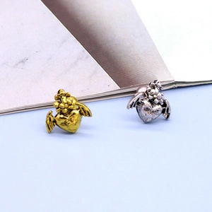 Broche Vintage Punk en Alliage Cœur Ailes Rétro Sacré Cœur Gothique Épinglette de Col Badge de Personnalité Bijoux Cadeau