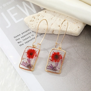 Handmade rectangular resin earrings with real dried flowers, gold foil, and pearls
